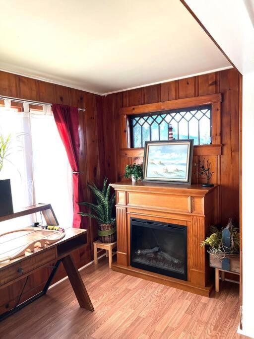 Dog And Family Friendly 4Br W Wifi And Fenced Yard By Zen Living Short Term Rental Luray Εξωτερικό φωτογραφία
