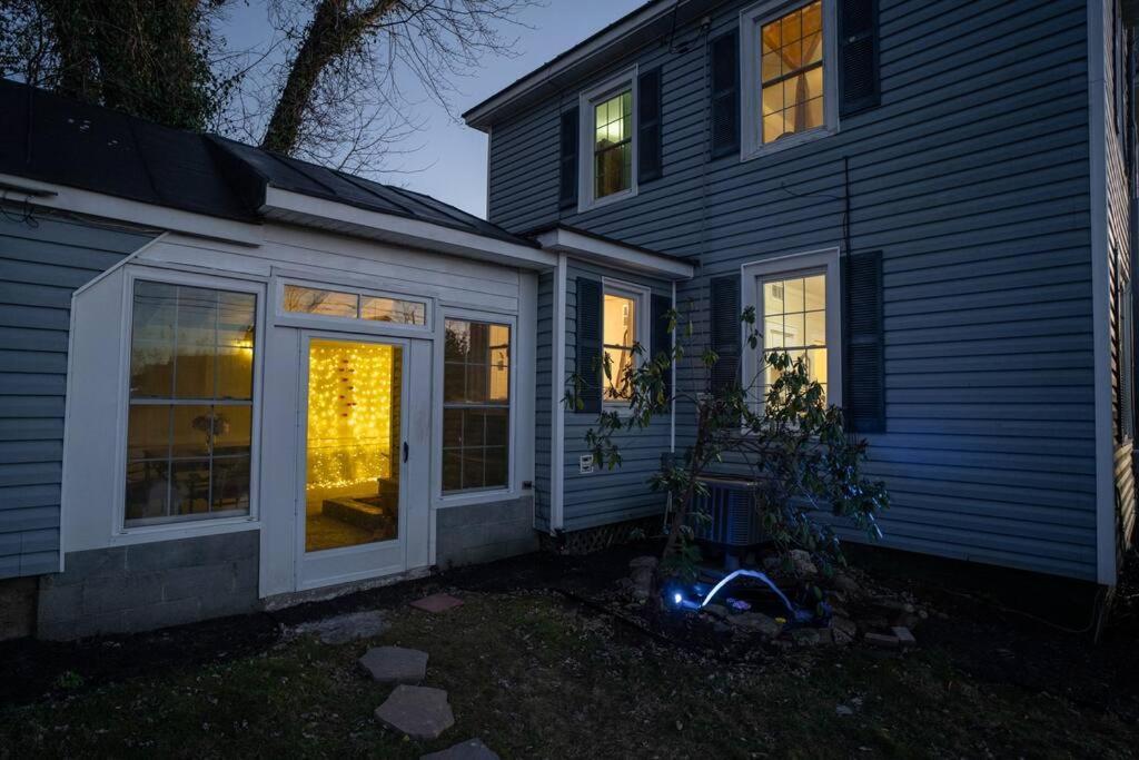 Dog And Family Friendly 4Br W Wifi And Fenced Yard By Zen Living Short Term Rental Luray Εξωτερικό φωτογραφία