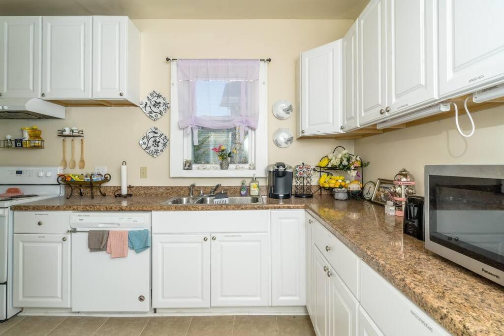 Dog And Family Friendly 4Br W Wifi And Fenced Yard By Zen Living Short Term Rental Luray Εξωτερικό φωτογραφία