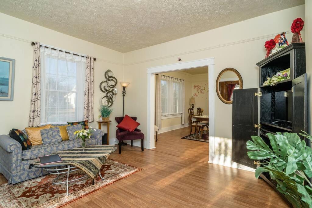 Dog And Family Friendly 4Br W Wifi And Fenced Yard By Zen Living Short Term Rental Luray Εξωτερικό φωτογραφία