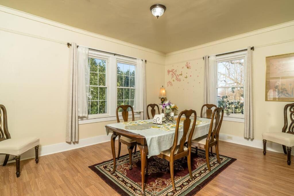 Dog And Family Friendly 4Br W Wifi And Fenced Yard By Zen Living Short Term Rental Luray Εξωτερικό φωτογραφία